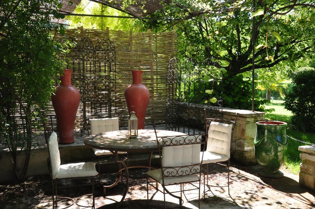 Le Mas En Provence Bed & Breakfast Entrechaux Luaran gambar