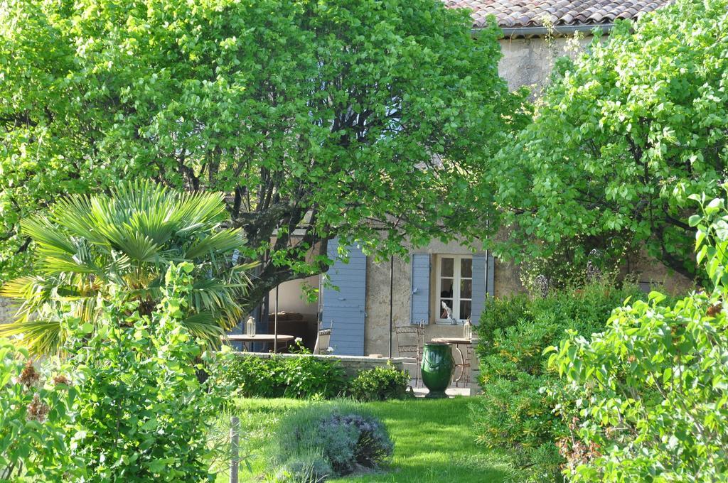 Le Mas En Provence Bed & Breakfast Entrechaux Luaran gambar
